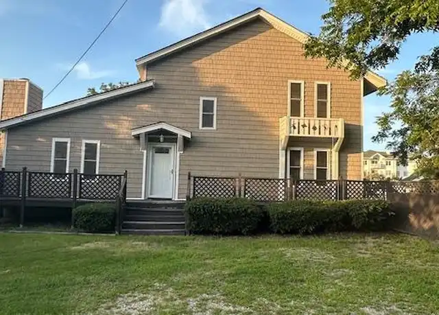 Property at 473 General Booth Blvd, Virginia Beach, VA, 23451, 4 beds, 2 baths, [object Object]