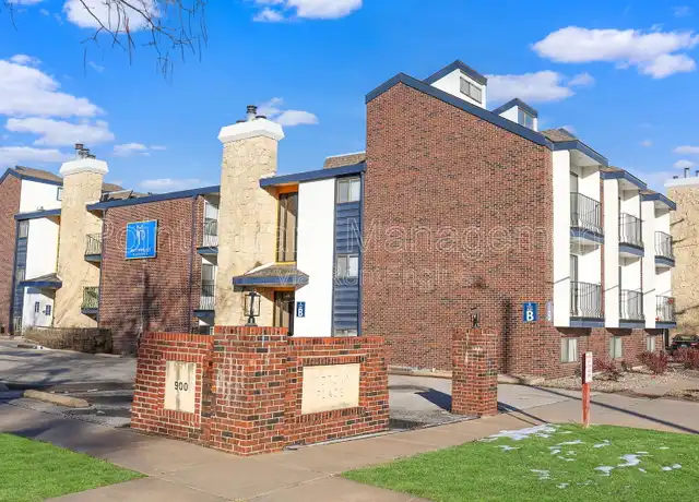 Property at 900 N Waco Ave Unit B108, Wichita, KS, 67203, 1 bed, 1 bath, [object Object]