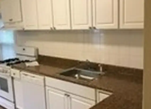 Property at 81 School St Unit 3, Milford, MA, 01757, 1 bed, 1 bath, [object Object]