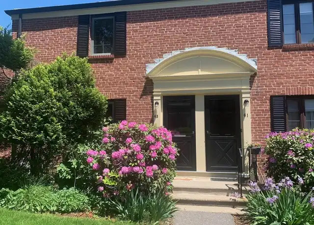 Property at 63 Grant Ave #63, Watertown, MA, 02472, 2 beds, 1 bath, [object Object]
