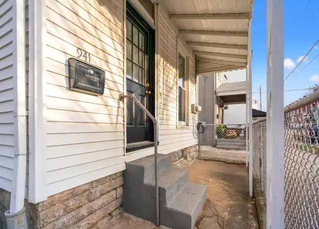Property at 941 York St, Newport, KY, 41071, 1 bed, 1 bath, [object Object]