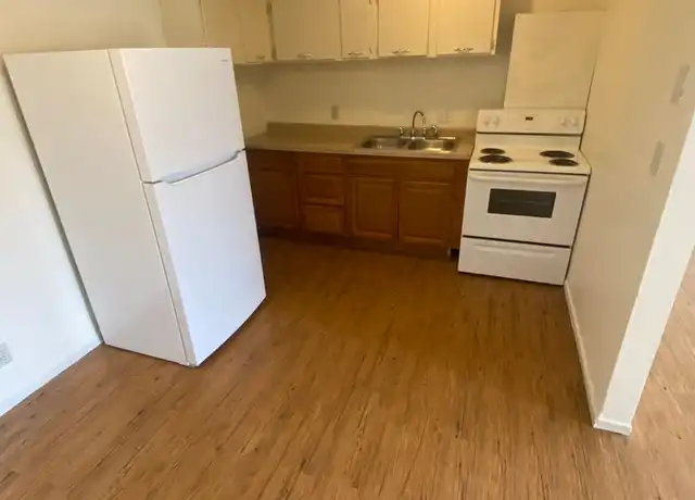 Property at 423 SE Winfield Ave Unit 441, Topeka, KS, 66607, 2 beds, 1 bath, [object Object]