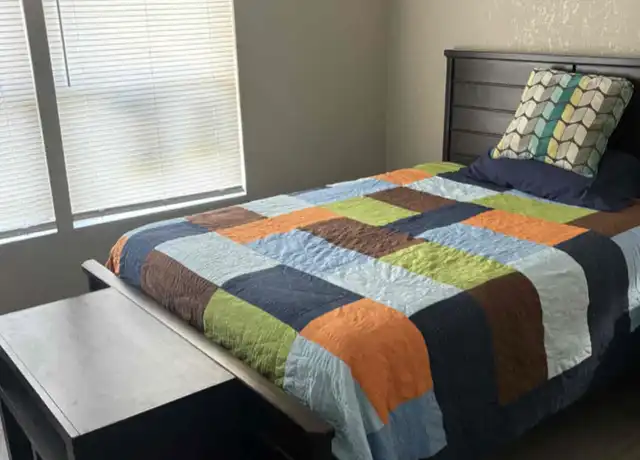 Property at 3819 Valley Tree Dr, Tampa, FL, 33610, 1 bed, 1 bath, [object Object]