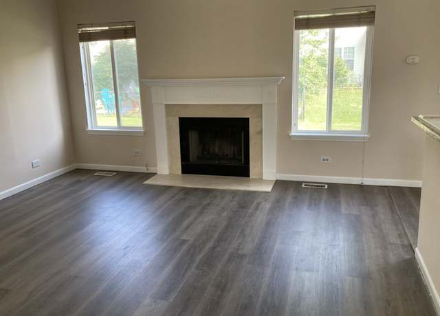 Photo of 12 Gail Ct, Lake in the Hills, IL 60156
