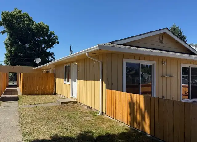 Property at 243 23rd Ave Unit 7, Longview, WA, 98632, 2 beds, 1 bath, [object Object]