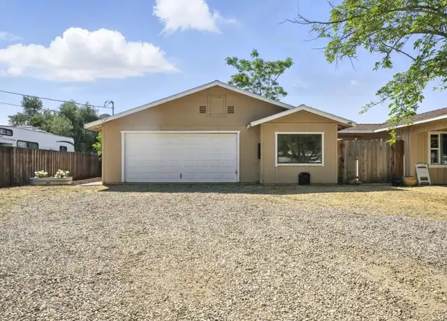 Property at 2030 Raymond Ave, Ramona, CA, 92065, 3 beds, 1 bath, [object Object]
