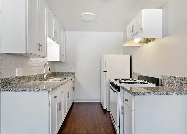 Property at Winchester Place Apartments - 10870 Coloma Rd, Rancho Cordova, CA, 95670, 2 beds, 1 bath, [object Object]
