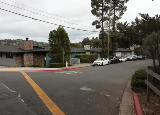 Property at 2220 Lake Rd Unit D5, Belmont, CA, 94002, 1 bed, 1 bath, [object Object]