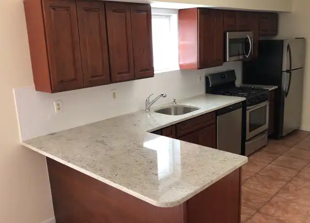 Property at 722 Sip St Unit 05, Union City, NJ, 07087, 2 beds, 2 baths, [object Object]