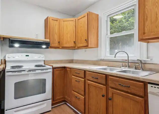 Property at 79606 Reamer St, Greensburg, PA, 15601, 2 beds, 1 bath, [object Object]
