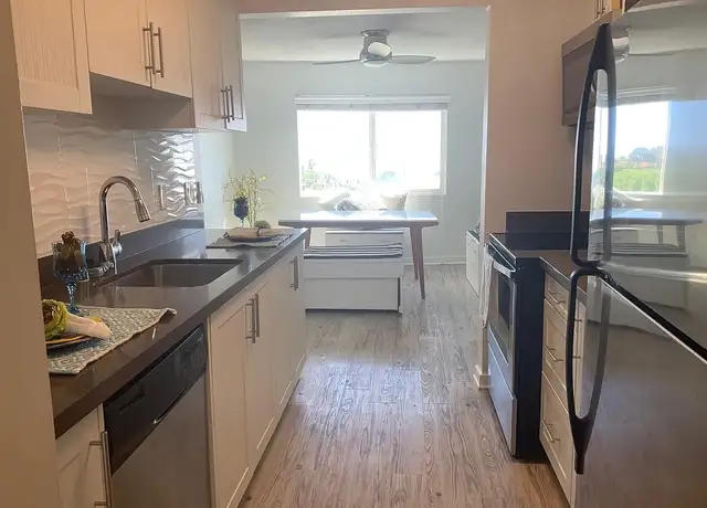 Photo of 6507 Ocean Crest Dr, Rancho Palos Verdes, CA 90275