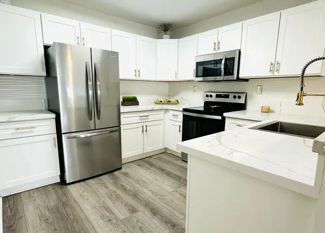 Photo of 6507 Ocean Crest Dr, Rancho Palos Verdes, CA 90275