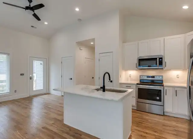 Property at 5509 Winn Ave, Nashville, TN, 37209, 2 beds, 2 baths, [object Object]