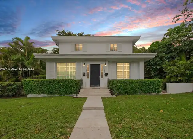 Property at 3808 Ponce de Leon Unit 3808, Coral Gables, FL, 33134, 3 beds, 2 baths, [object Object]