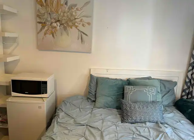 Property at 61 Kirkwood Rd Unit 3, West Hartford, CT, 06117, 1 bed, 1 bath, [object Object]