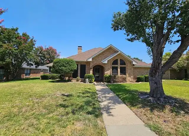 Property at 1417 Thistlewood Dr, Desoto, TX, 75115, 4 beds, 2.5 baths, [object Object]