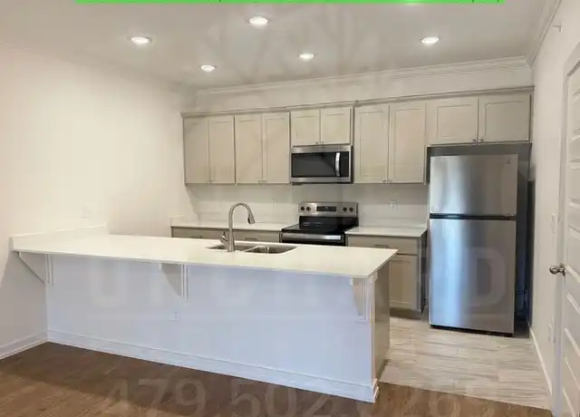 Property at 100 Bill Hegeman Blvd Unit 1, Conway, AR, 72032, 2 beds, 1 bath, [object Object]