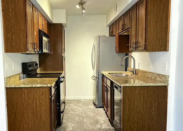 Property at 2625 E Indian School Rd #137, Phoenix, AZ, 85016, 2 beds, 2 baths, [object Object]