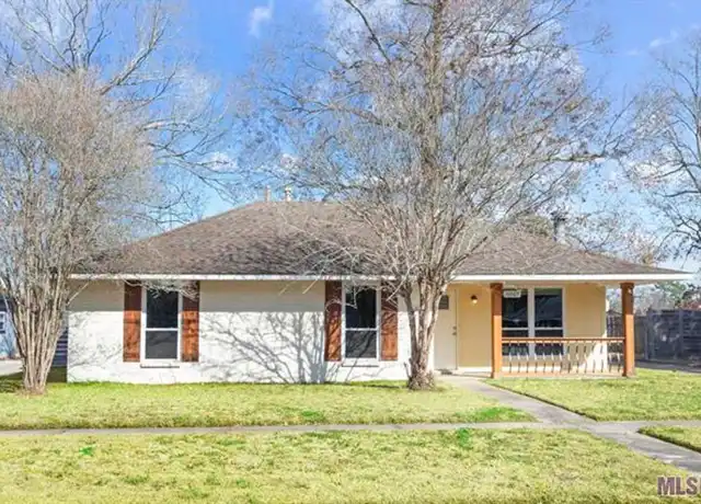 Property at 16605 Bonham Ave, Baton Rouge, LA, 70816, 3 beds, 2 baths, [object Object]