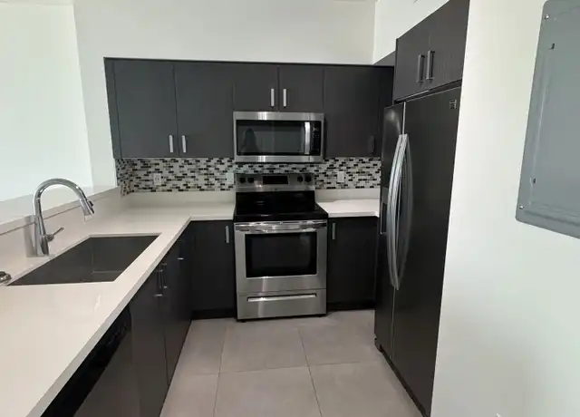 Property at 730 NW 2nd St Unit 530, Miami, FL, 33128, 1 bed, 1 bath, [object Object]