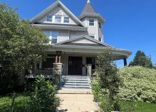 Property at 691 Franklin St Unit A, Oshkosh, WI, 54901, 3 beds, 1 bath, [object Object]
