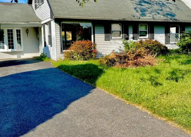 Property at 46 Beaverdale Ln, Willingboro, NJ, 08046, 5 beds, 2 baths, [object Object]