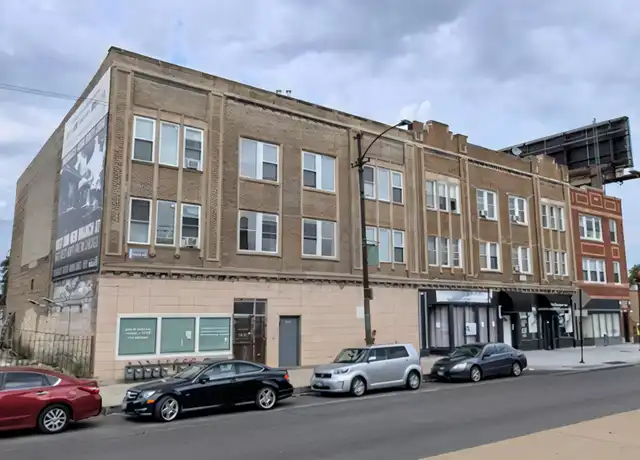 Property at 5646 W North Ave Unit 2E, Chicago, IL, 60639, 3 beds, 1 bath, [object Object]