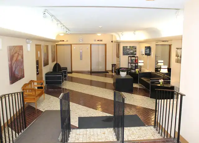 Property at Kennilworth Apartments - 5700 Centre Ave, Pittsburgh, PA, 15206, 2 beds, 1 bath, [object Object]