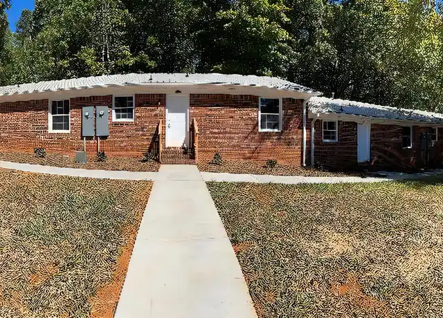 Property at 206 Rice St, Lexington, NC, 27295, 2 beds, 1 bath, [object Object]