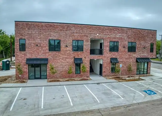 Property at 201 E 5th St Unit TBD201, Ferris, TX, 75125, 2 beds, 1 bath, [object Object]
