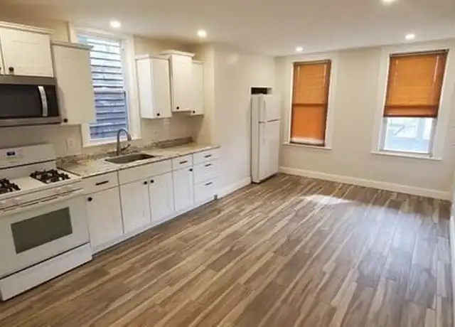 Property at 223 Maverick St Unit 1, Boston, MA, 02128, 2 beds, 1 bath, [object Object]