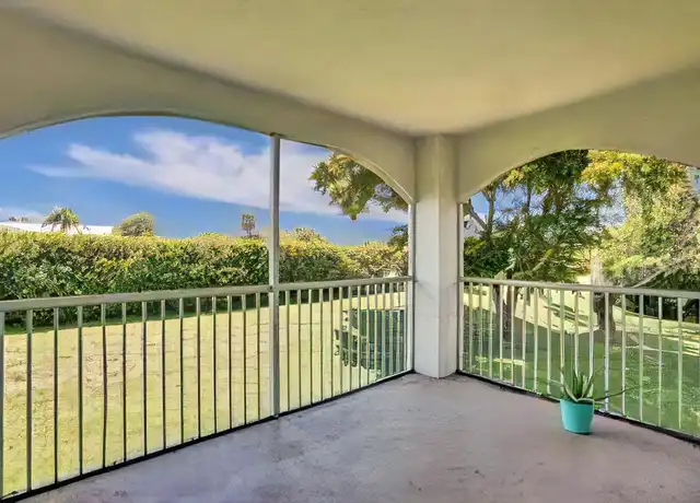 Property at 815 Boynton Beach Blvd Unit 2-206, Boynton Beach, FL, 33426, 2 beds, 2 baths, [object Object]