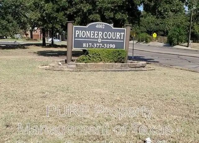 Property at 4004 W Pioneer Dr #139, Irving, TX, 75061, 1 bed, 1.5 baths, [object Object]
