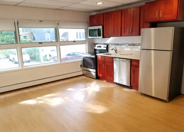 Property at 214 Brookline St Unit 1, Cambridge, MA, 02139, 1 bed, 1 bath, [object Object]