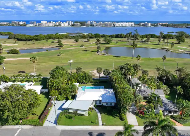 Property at 328 N Lakeside Dr, Lake Worth Beach, FL, 33460, 2 beds, 3 baths, [object Object]