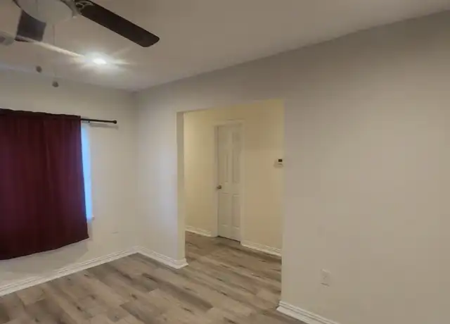 Property at 3300 Dickinson Ave, Dickinson, TX, 77539, 3 beds, 2 baths, [object Object]