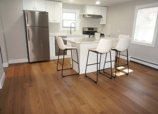 Photo of 301 Concord Rd Unit R, Wayland, MA 01778