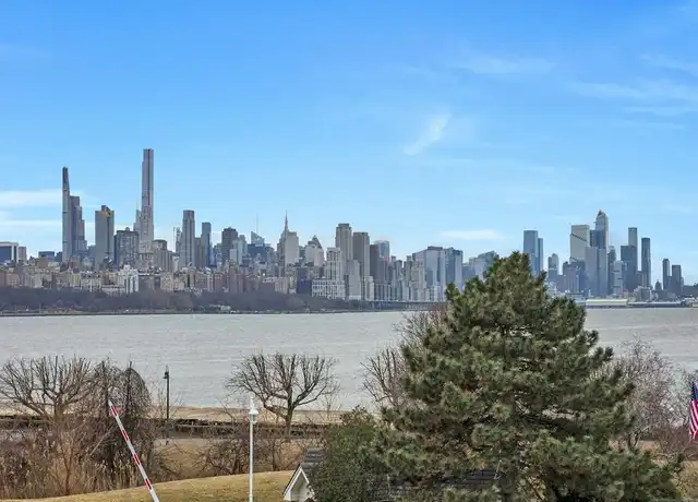 Property at 229 The Promenade, Edgewater, NJ, 07020, 2 beds, 2 baths, [object Object]