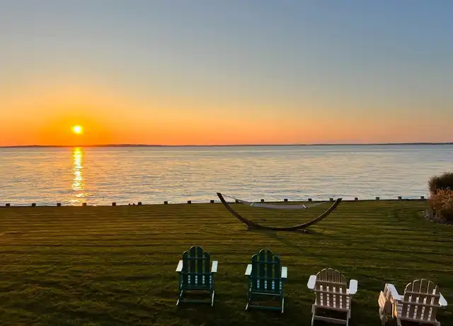 Property at 29 Bittersweet Ln, Sag Harbor, NY, 11963, 6 beds, 6.5 baths, Contact for Price