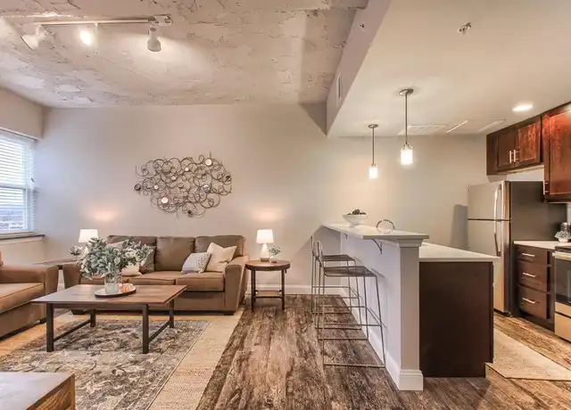 Property at Two32 Apartments - 232 E Market St, York, PA, 17403, 1 bed, 1 bath, [object Object]