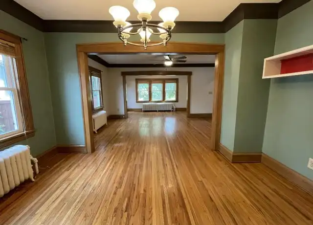 Property at 1721 Randolph Ave, Saint Paul, MN, 55105, 2 beds, 1 bath, [object Object]