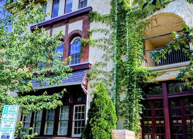 Property at 1110 Grove Ave Apt 03, Richmond, VA, 23220, 2 beds, 1 bath, [object Object]