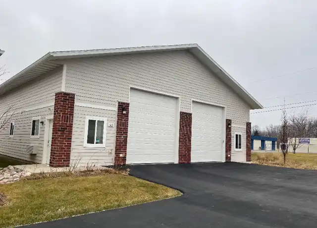 Property at 363 E Oak St, Oak Creek, WI, 53154, 0 beds, 1 bath, [object Object]