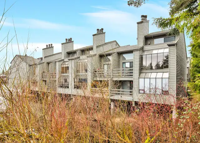Property at 4 Lake Bellevue Dr, Bellevue, WA, 98005, 2 beds, 2 baths, [object Object]