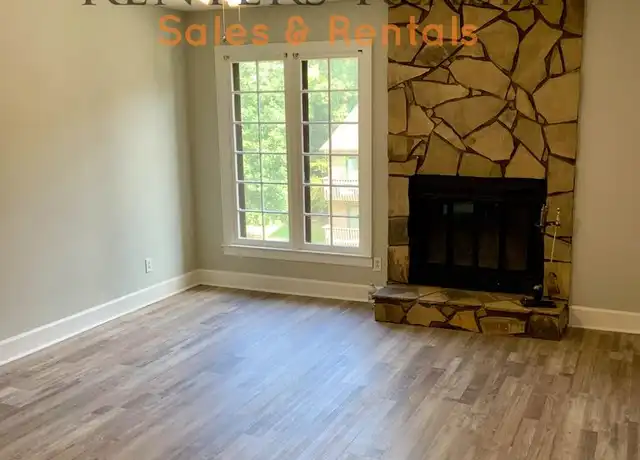 Property at 2109 Epworth Dr NE Unit C, Huntsville, AL, 35811, 1 bed, 1 bath, [object Object]