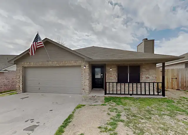 Property at 825 Rambling Ct, Granbury, TX, 76049, 4 beds, 2 baths, [object Object]