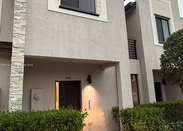 Property at 947 NE 211th St Unit 947, North Miami Beach, FL, 33179, 3 beds, 2.5 baths, [object Object]