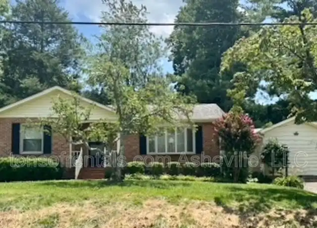 Property at 900 Hebron Rd, Hendersonville, NC, 28739, 3 beds, 2 baths, [object Object]