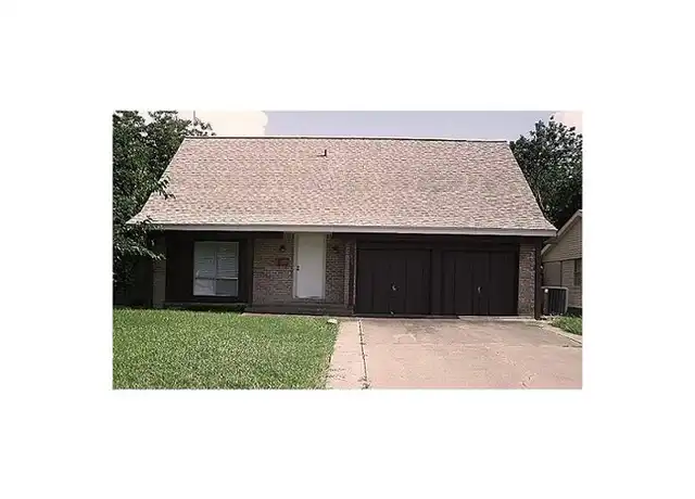 Property at 1514 Regina Ct S, Irving, TX, 75062, 4 beds, 2.5 baths, [object Object]