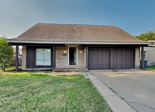 Property at 1514 Regina Ct S, Irving, TX, 75062, 4 beds, 2.5 baths, [object Object]